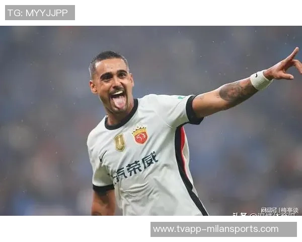 足球报：莱昂纳多出战英博前景乐观加布里埃尔恢复情况待定