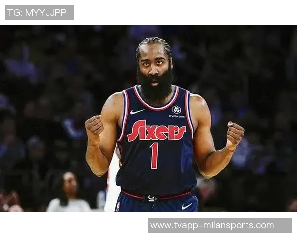 哈登关键时刻缺乏沟通两次让队友接球却未回头引发争议